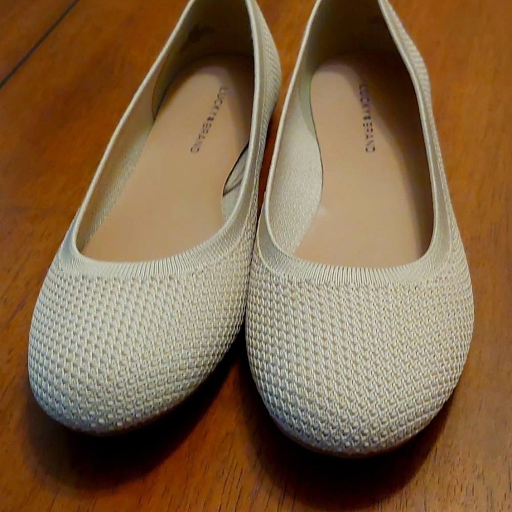 Women's knit flats